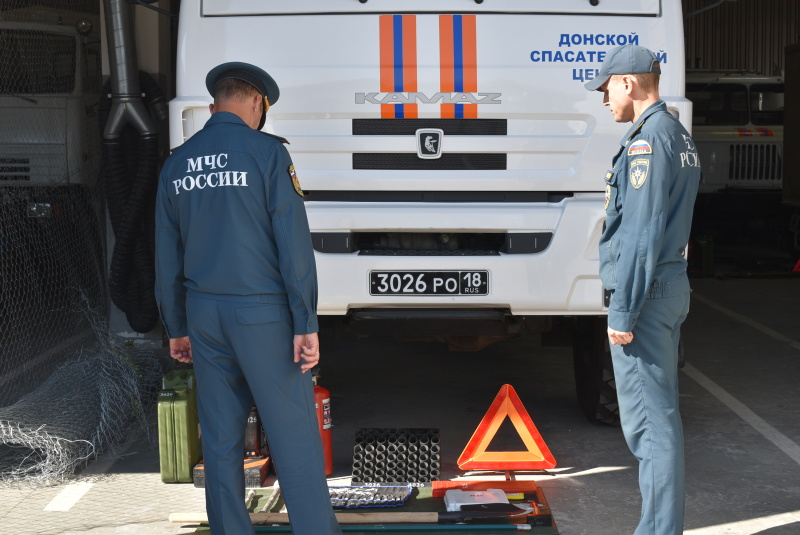 Смотр военной техники ФГКУ "Донской СЦ МЧС России"