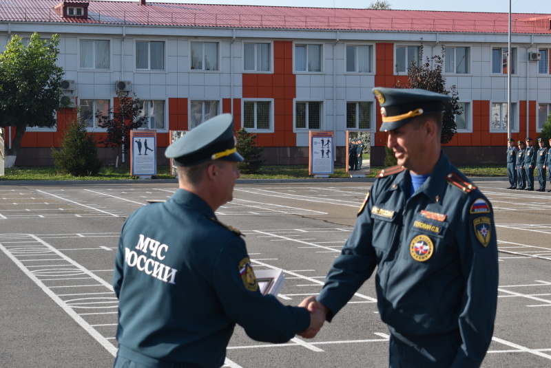 Торжественное построение приуроченное 91 годовщине образования Гражданской обороны РФ.