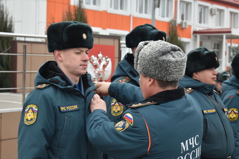 Торжественное построение приуроченное празднику «День защитника Отечества».