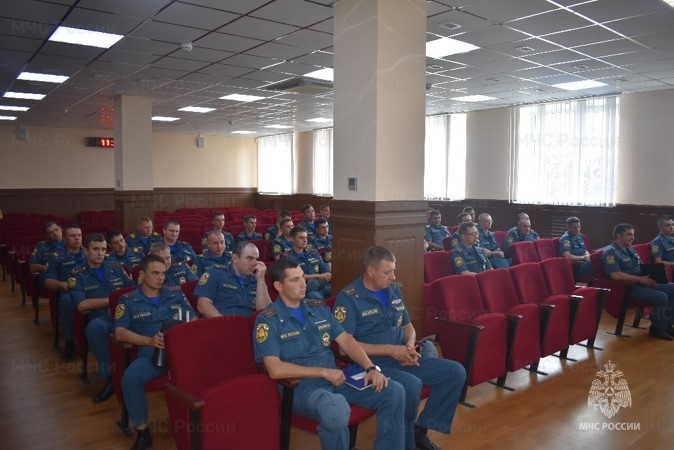 В Донском спасательном центре прошло занятие по эксплуатации техники.