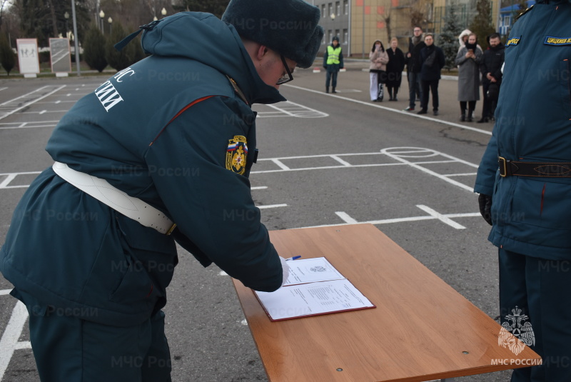 Приведение военнослужащих роты вновь прибывшего пополнения к Военной присяге