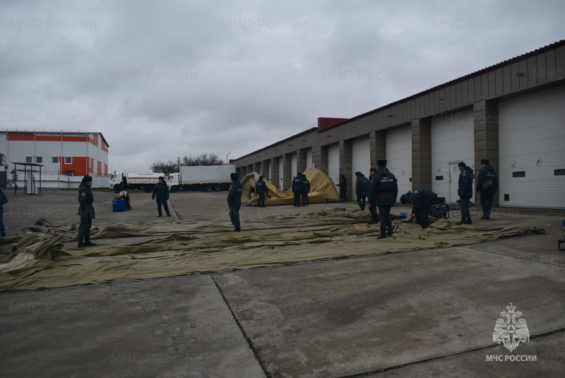 В Донском спасательном центре прошел смотр готовности пунктов обогрева.