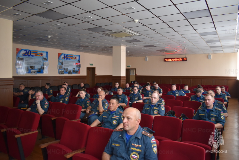 Проведено занятие по общественно-государственной подготовке доцентом кафедры "Машины природообустройства" НИМИ ФГБОУ ВО Донской ГАУ Коломыца В.А. в рамках начала летнего периода обучения.