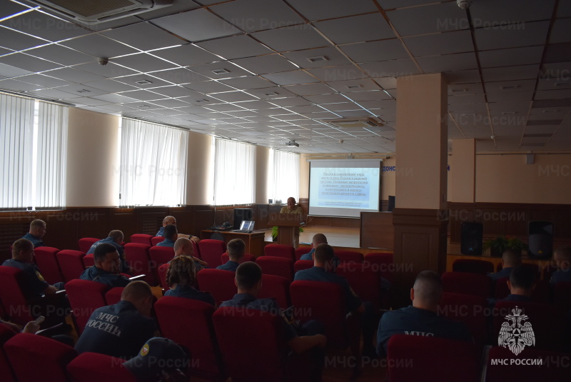 Проведено занятие по общественно-государственной подготовке доцентом кафедры "Машины природообустройства" НИМИ ФГБОУ ВО Донской ГАУ Коломыца В.А. в рамках начала летнего периода обучения.