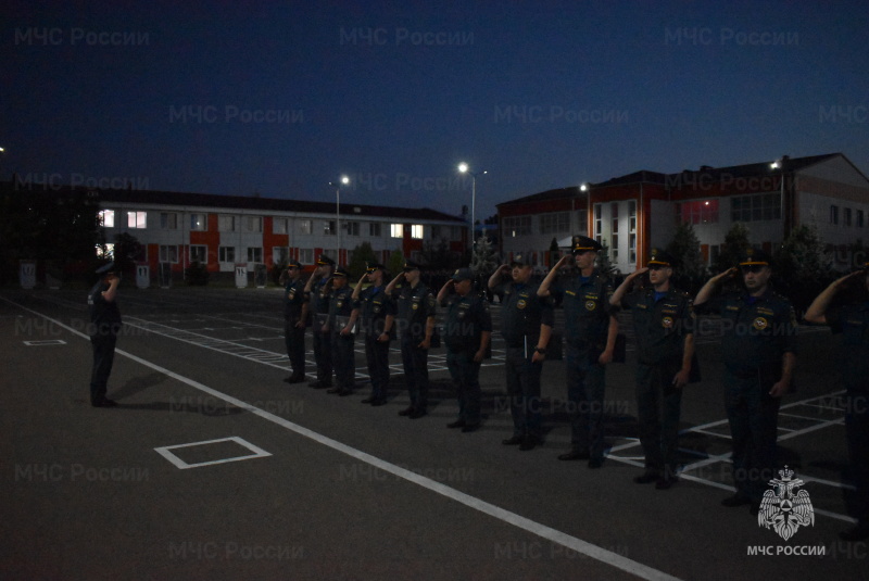 В Центре проведена общеполковая вечерняя поверка.