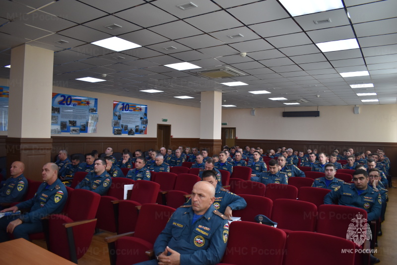Под руководством начальника спасательного центра подведены итоги за сентябрь.