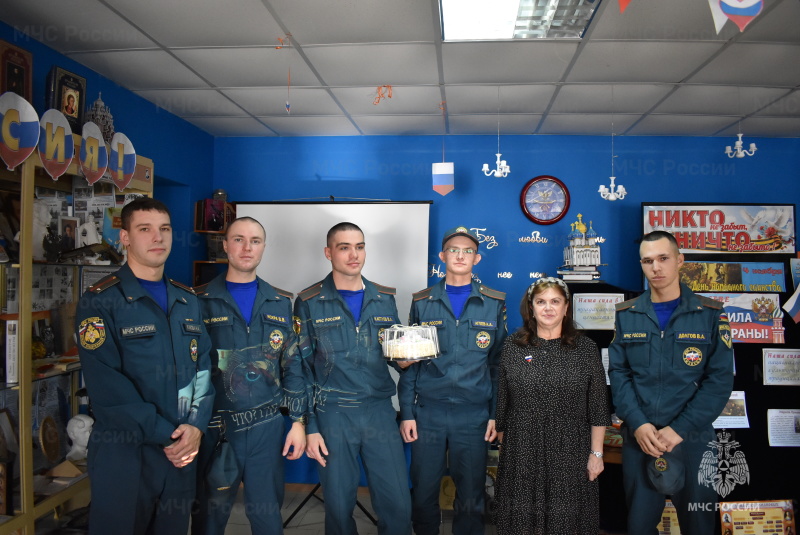 В библиотеке СЦ прошла историческая интеллектуально-познавательная игра «Что? Где? Когда?», посвященная Дню народного единства.