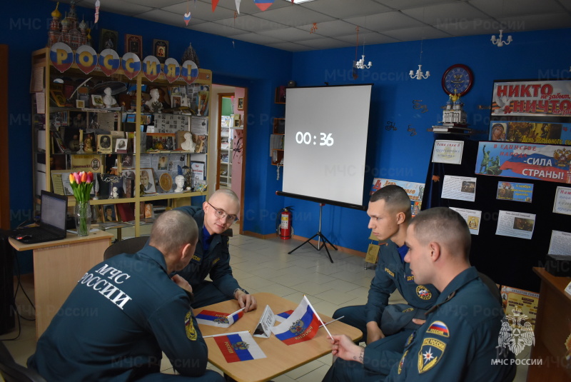 В библиотеке СЦ прошла историческая интеллектуально-познавательная игра «Что? Где? Когда?», посвященная Дню народного единства.