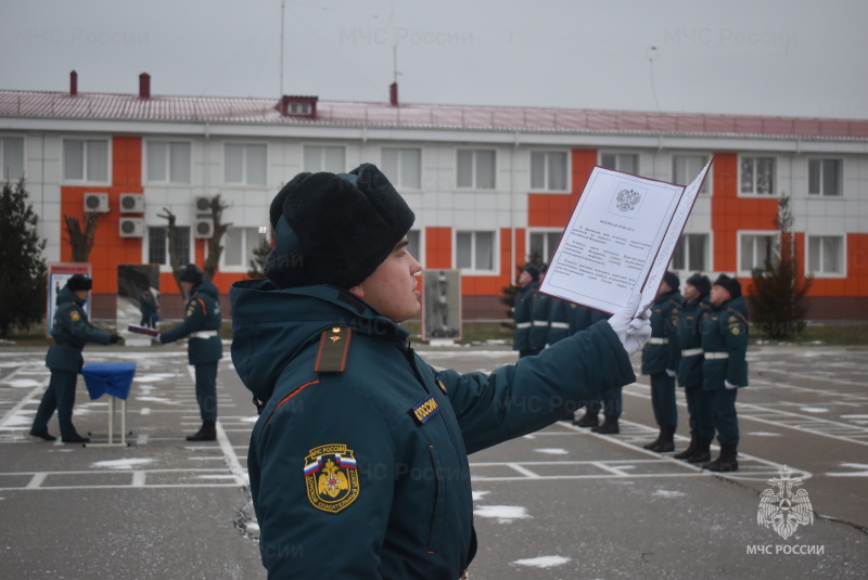 В Донском СЦ прошлa торжественная церемония принятия военной присяги ротой вновь прибывшего пополнения.