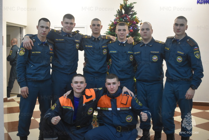 Bстреча Нового года с военнослужащими по призыву.