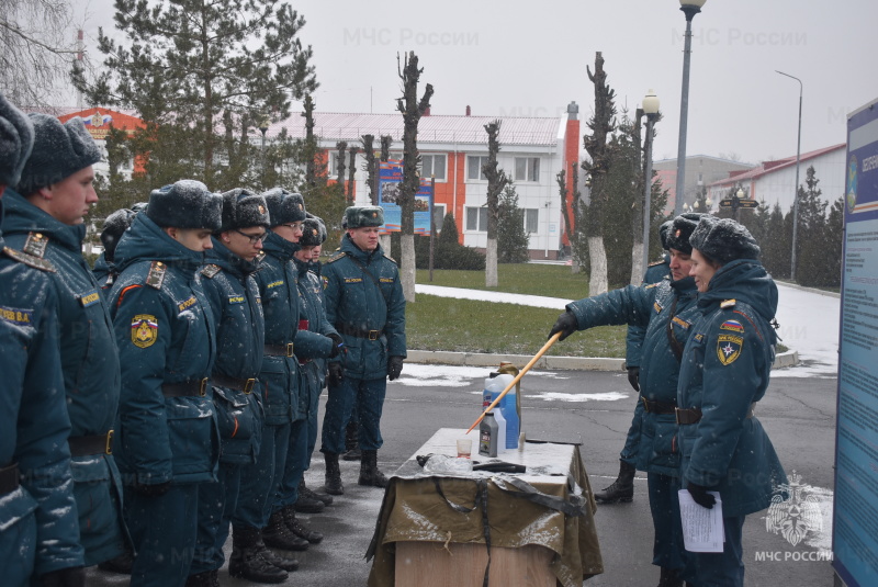 Пpоведено комплексное занятие по соблюдению требований безопасности.