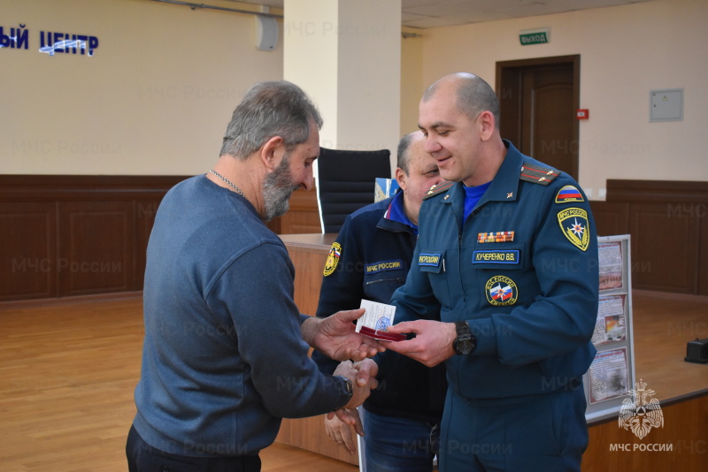 Ветеран СЦ, командир части с 1997 по 2002 год, А.А. Агеев провёл урок мужества с военнослужащими по призыву на тему "Вывод советских войск из Афганистана".