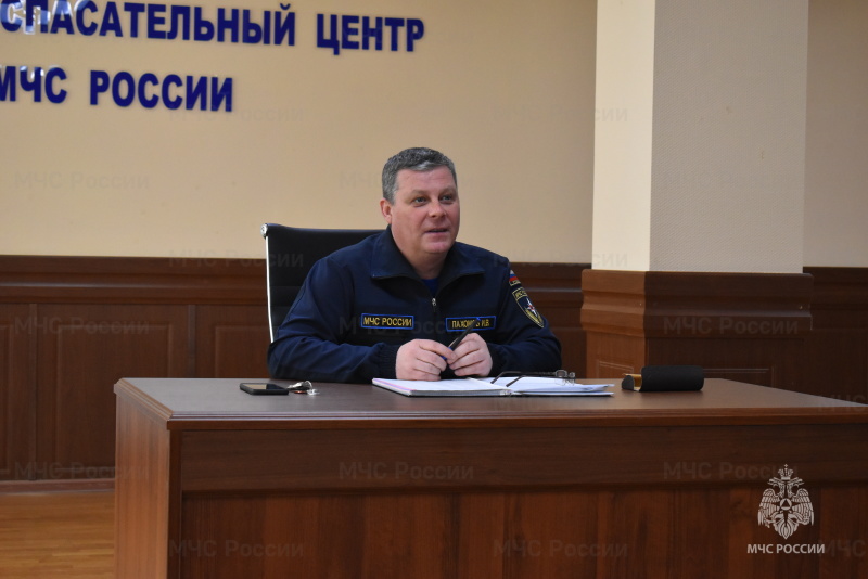 Hачальник спасательного центра провел профилактическую беседу с военнослужащими по призыву по проблемным вопросам в подразделениях.