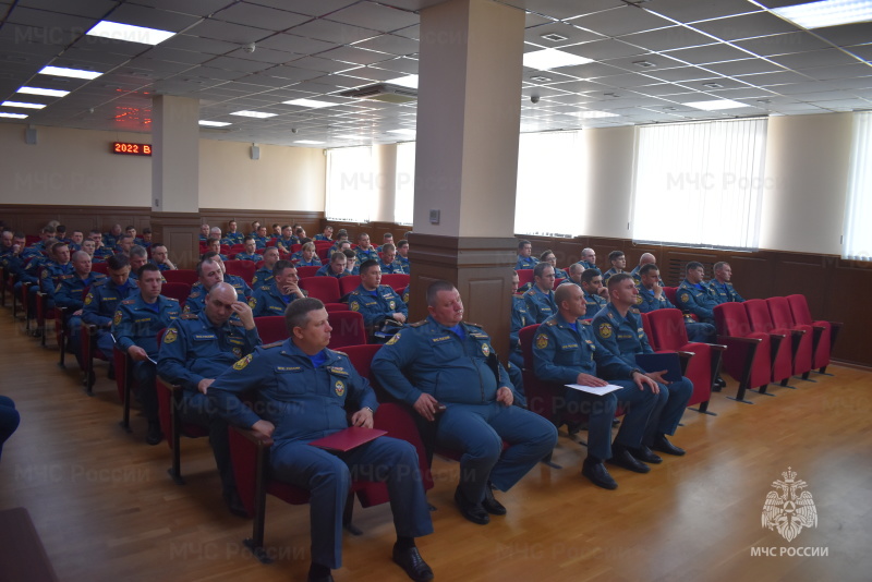 Под руководством исполняющего обязанности начальника спасательного центра подведены итоги за Май.