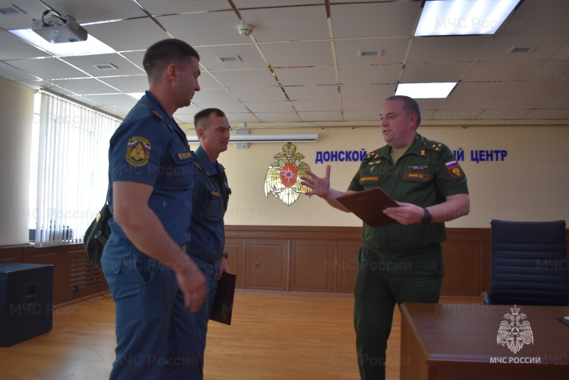 В рамках месячника «Армия против наркотиков» военный прокурор Новочеркасского гарнизона полковник юстиции Чиркин А.В. провел профилактическое занятие со всеми категориями военнослужащих.