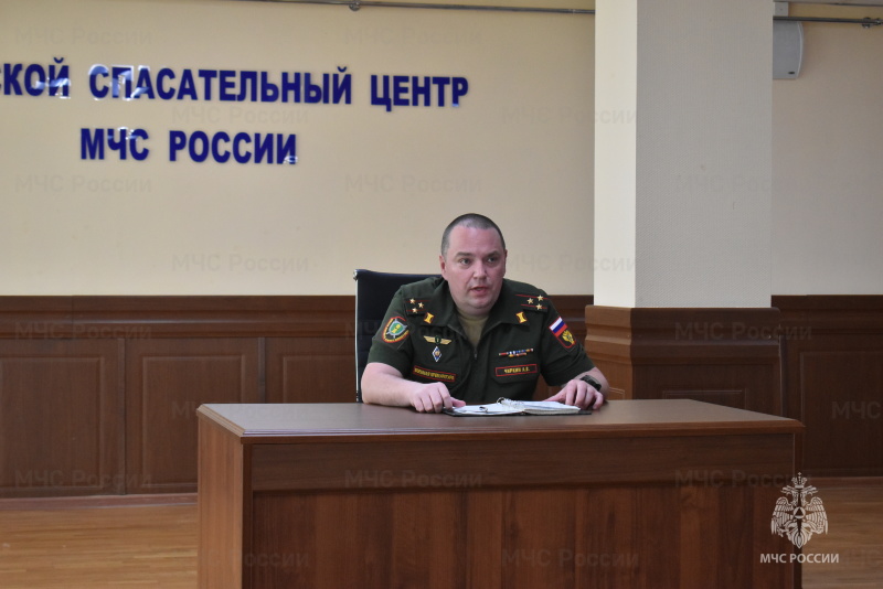 В рамках месячника «Армия против наркотиков» военный прокурор Новочеркасского гарнизона полковник юстиции Чиркин А.В. провел профилактическое занятие со всеми категориями военнослужащих.
