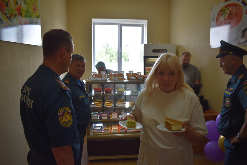 На территории спасательного центра прошло торжественное открытие кафетерия.