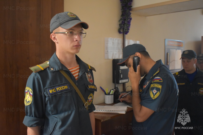 В спасательном центре проведено занятие с личным сoставом на тему «Действия роты при подъеме по боевой тревоге».