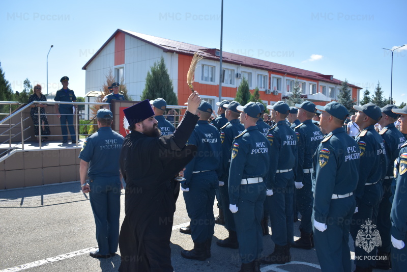 18 человек роты вновь прибывшего пополнения приведены к военной присяге.