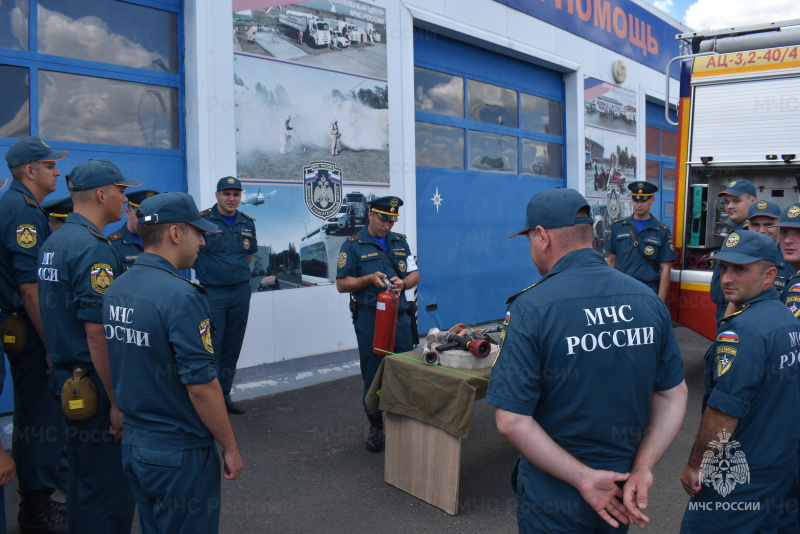 В спасательном центре были проведены комплексные мероприятия в рамках боевой недели.