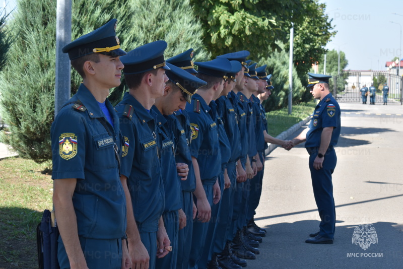 В спасательном центре были проведены сборы с офицерами, прибывшими для прохождения службы.