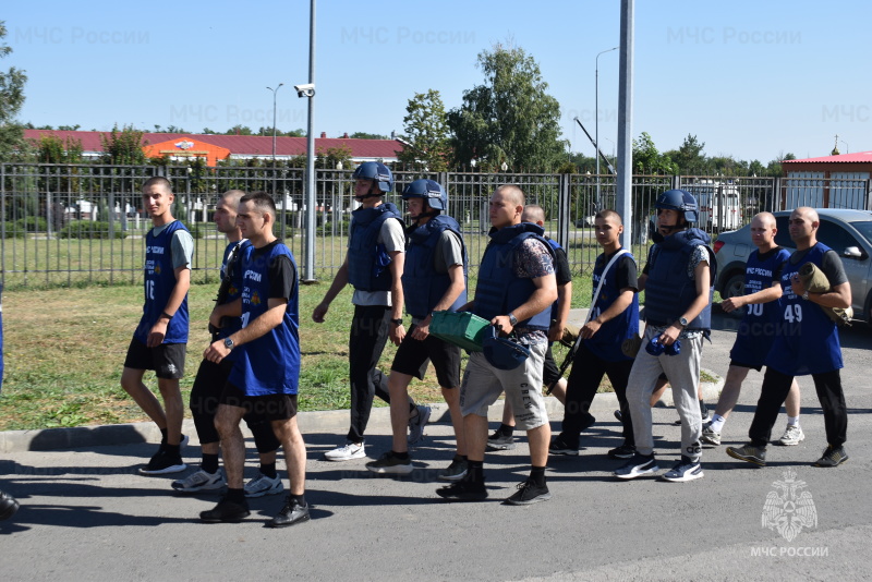В спасательном центре проведены контрольные занятия по физической подготовке.