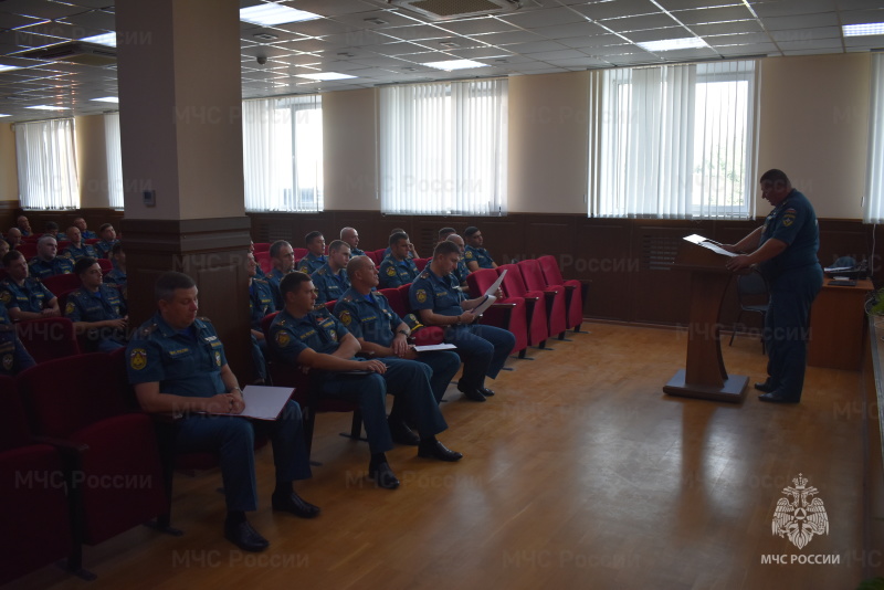 Под руководством начальника спасательного центра подведены итоги за август.