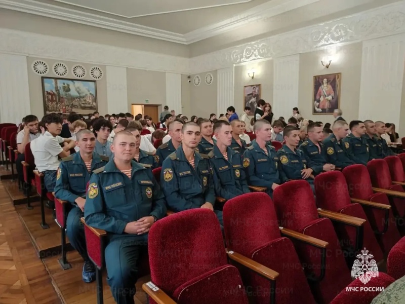 Военнослужащие Донского спасательного центра МЧС России приняли участие в конференции "Нюрнбергский процесс - приговор нацизму"