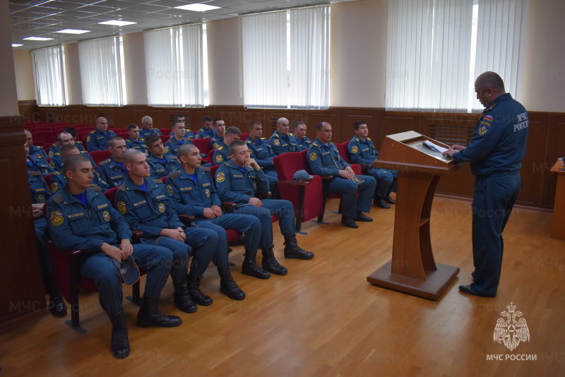 В спасательном центре прошли занятия для водительского состава по предупреждению ДТП.